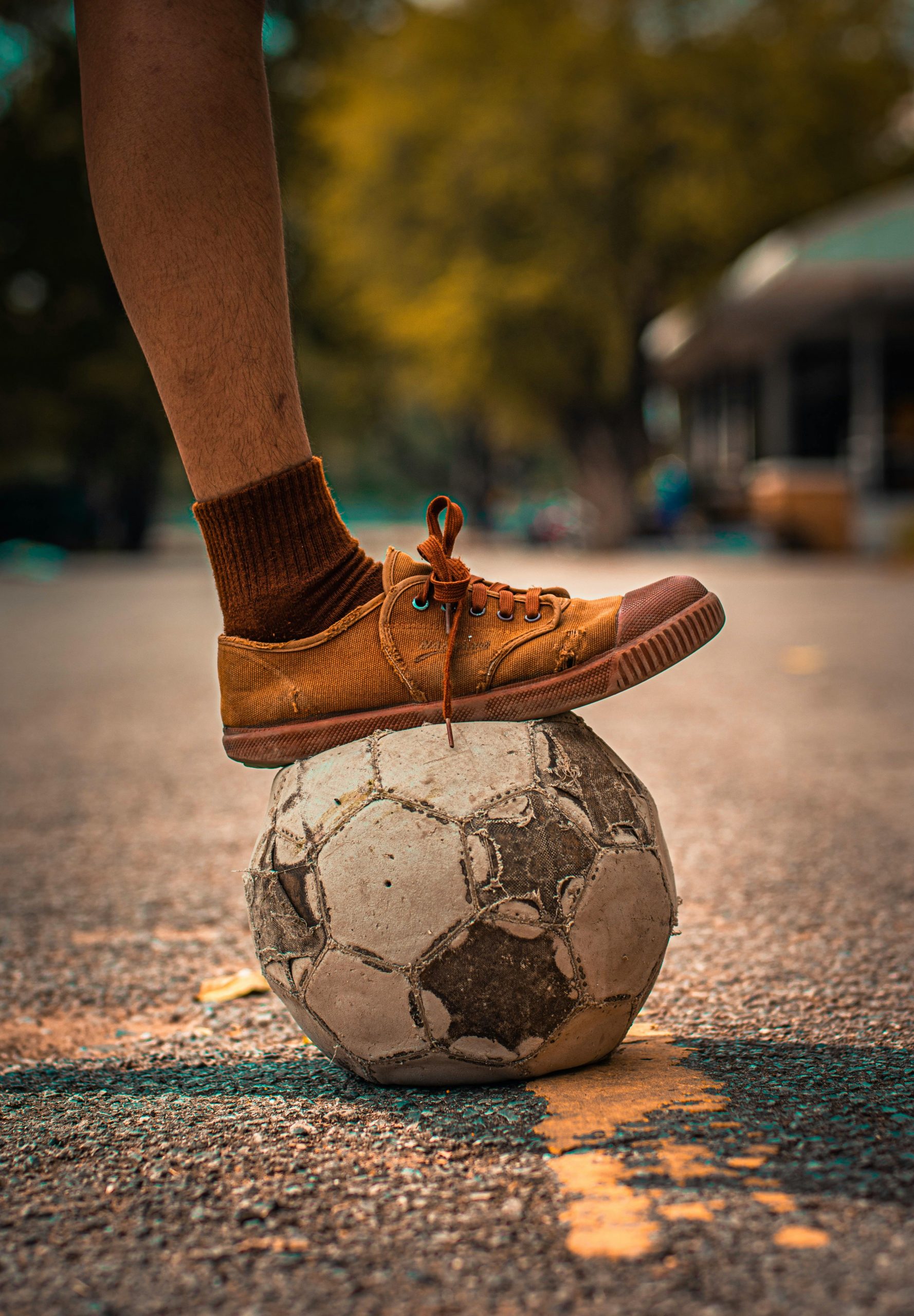 Voetbal aan een touw: een handig hulpmiddel voor techniektraining